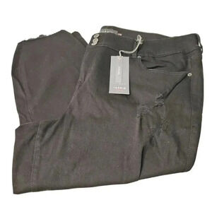 NWT TORRID JEGGINGS DISTRESSED BLACK ZIPPER ANKLE PLUS SIZE 26S, INSEAM 24.5"